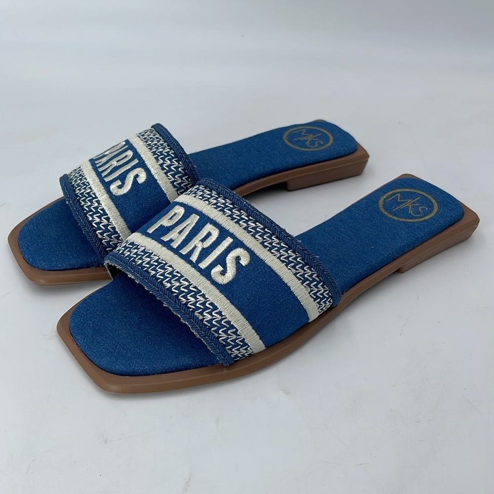 Makers Bobbie-4 Flat Slip On Comfort Sandal